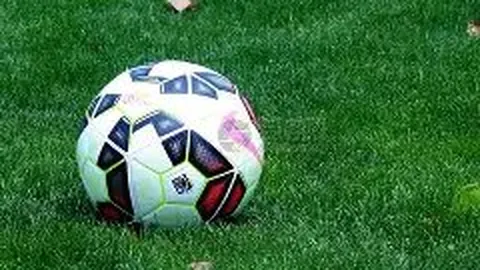 格纳布里恐缺战弗赖堡，伊藤洋辉有望复出